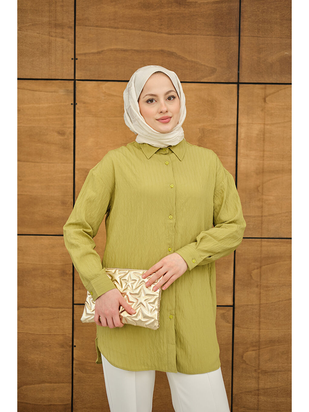 Kadın Krinkıl Kumaş Düğme Detay Gömlek Yağ Yeşil-2
