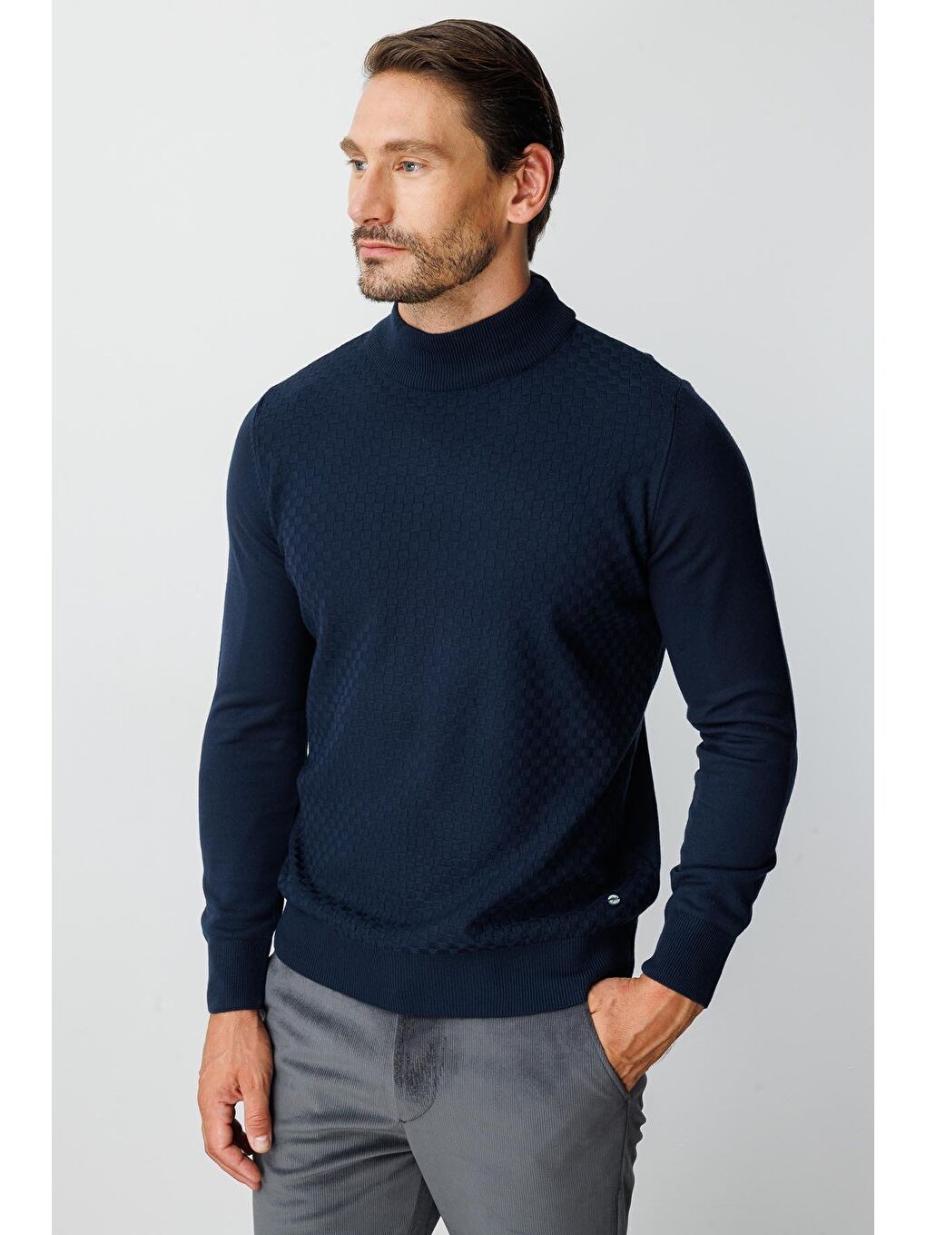 Lacivert Dar Kalıp Yarım Balıkçı Düz Uzun Kollu Triko-1