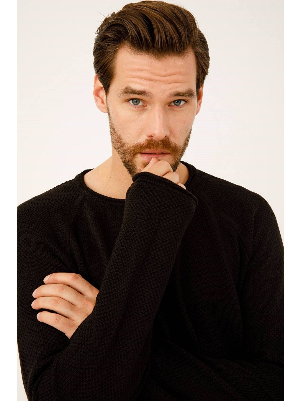 Siyah Rahat Kalıp Bisiklet Yaka Düz Uzun Kollu Triko-3