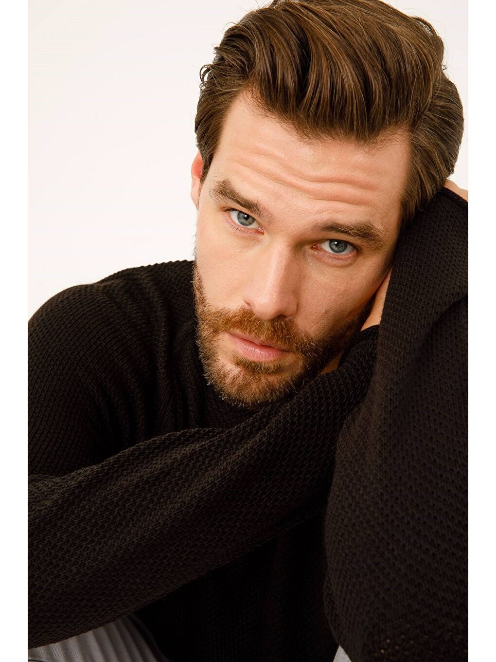 Siyah Rahat Kalıp Bisiklet Yaka Düz Uzun Kollu Triko-4