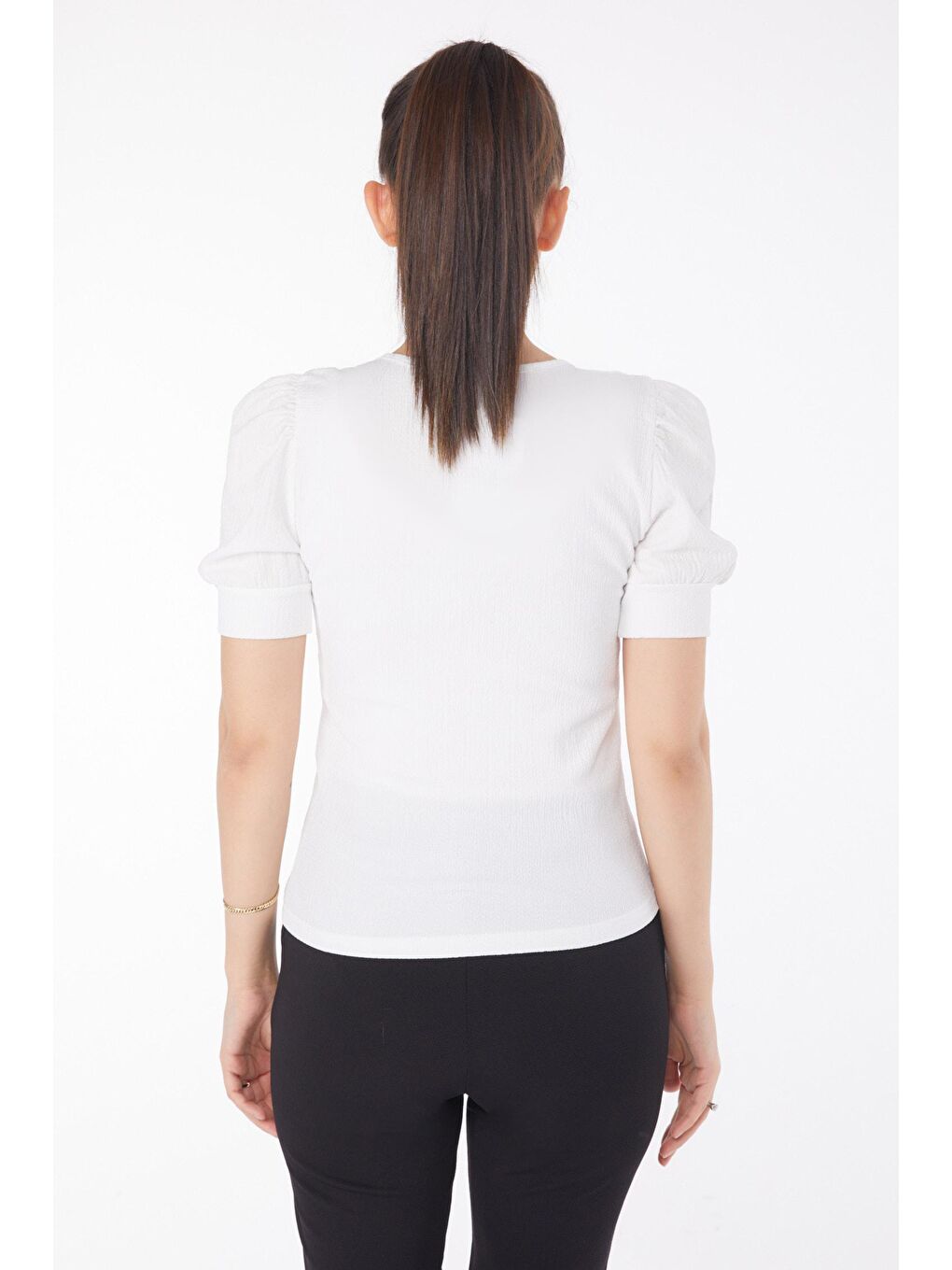 Orta Kadın Beyaz Kare Yaka Bluz - 25873-4