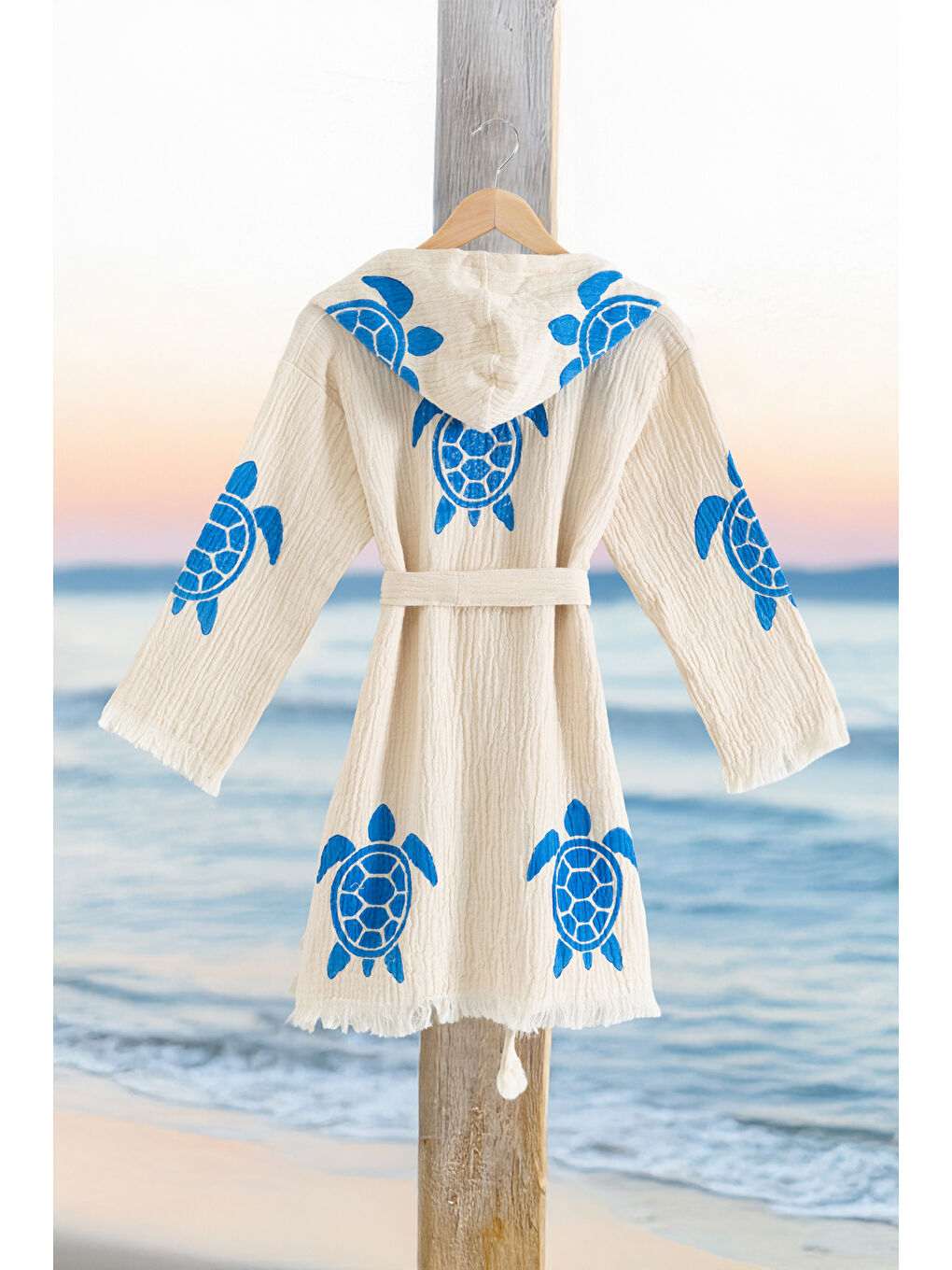 Ekru %100 Organik, El İşçiliği Taş Baskı Garson Boy Bornozu - Caretta-1