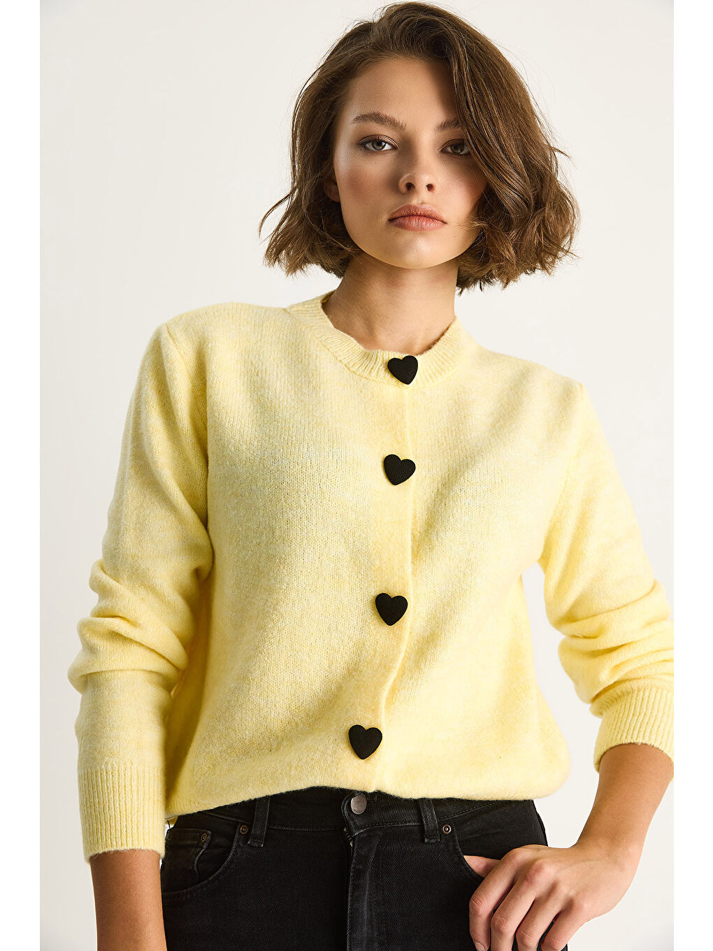 Sarı Kadın Kalp Düğmeli Triko Hırka-3