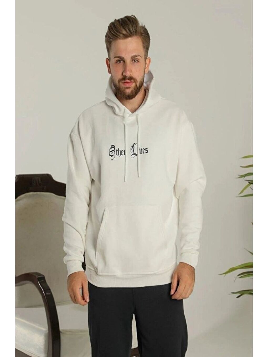Oversize Üç İplik Şardonlu Kapüşonlu Sweatshirt – Beyaz “Other Lives” Ön Ve Arka Baskılı, Kanguru Ce-1