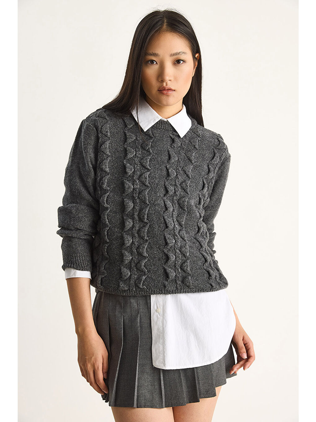 Antrasit Kadın Bisiklet Yaka Fırfırlı Yumoş Triko Kazak-3