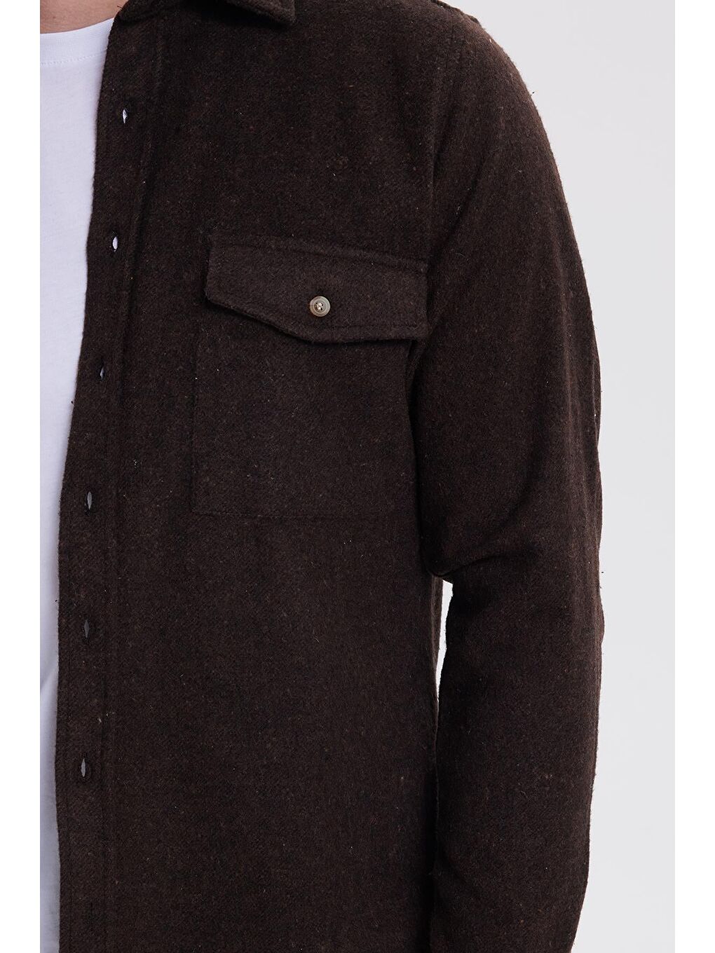 Kahverengi Erkek Slim Fit Tek Cep Kapaklı Düz Oduncu Spor Koyu Kahve Gömlek-2