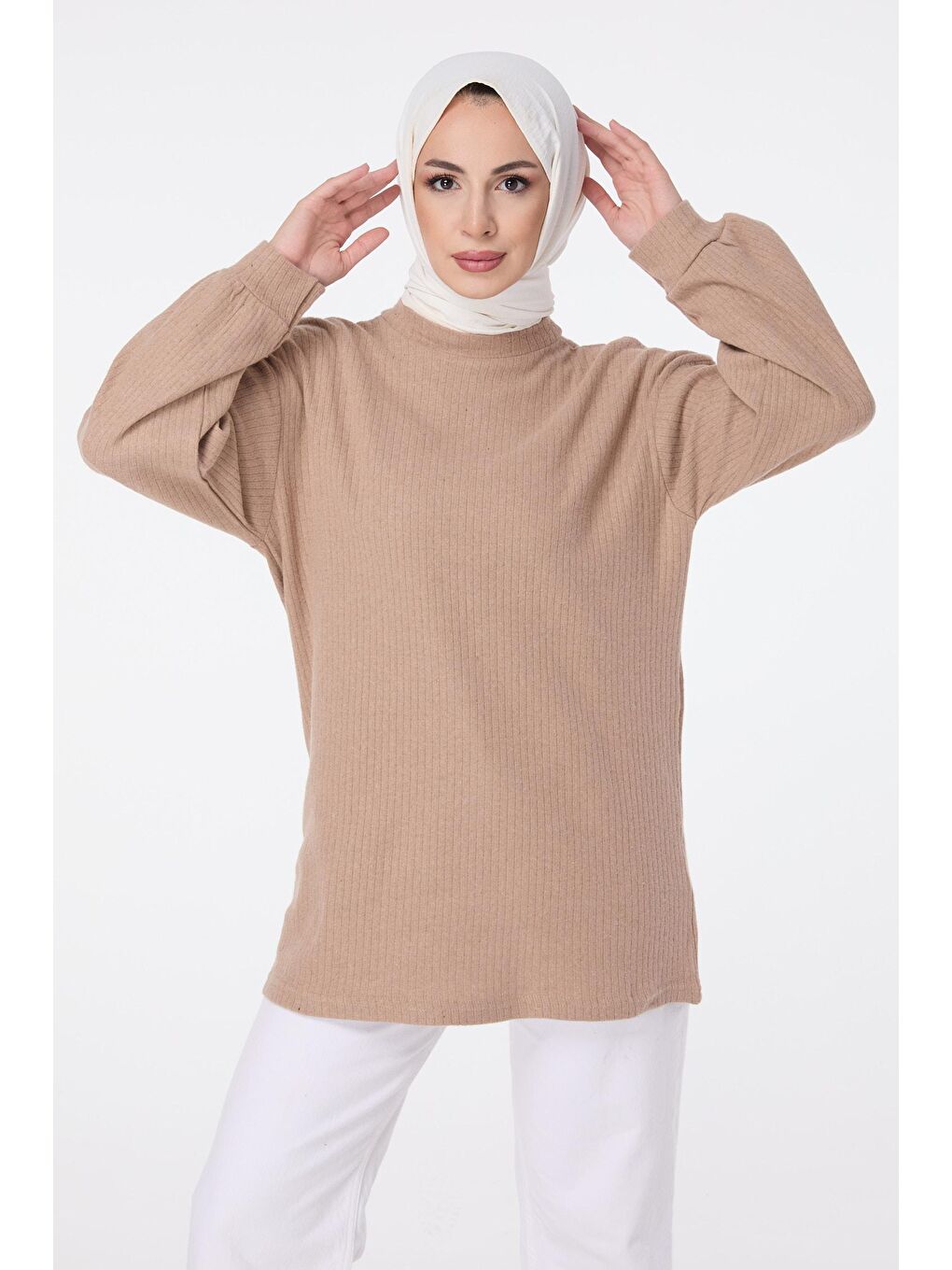 Yarım Balıkçı Yaka Kadın Bej Tunik - 23606