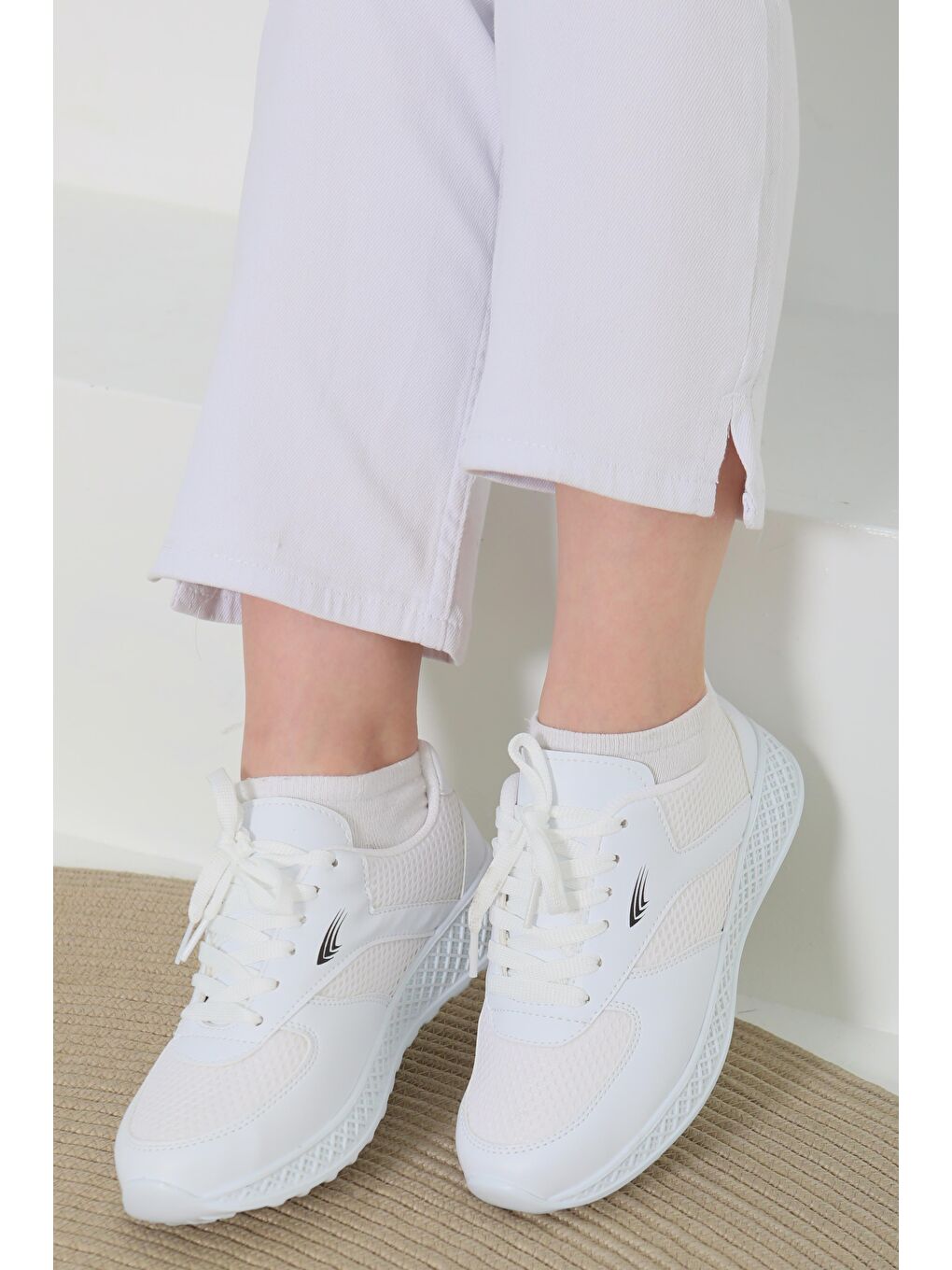 Kadın Beyaz Yüksek Taban Spor Ayakkabı - 27089-2