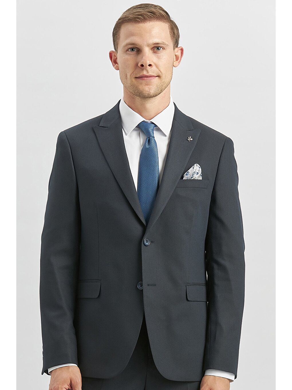 Koyu Lacivert Desenli Armürlü Kırlangıç Yaka Elastanlı 6 Drop Slim Fit Takım Elbise 1001240172