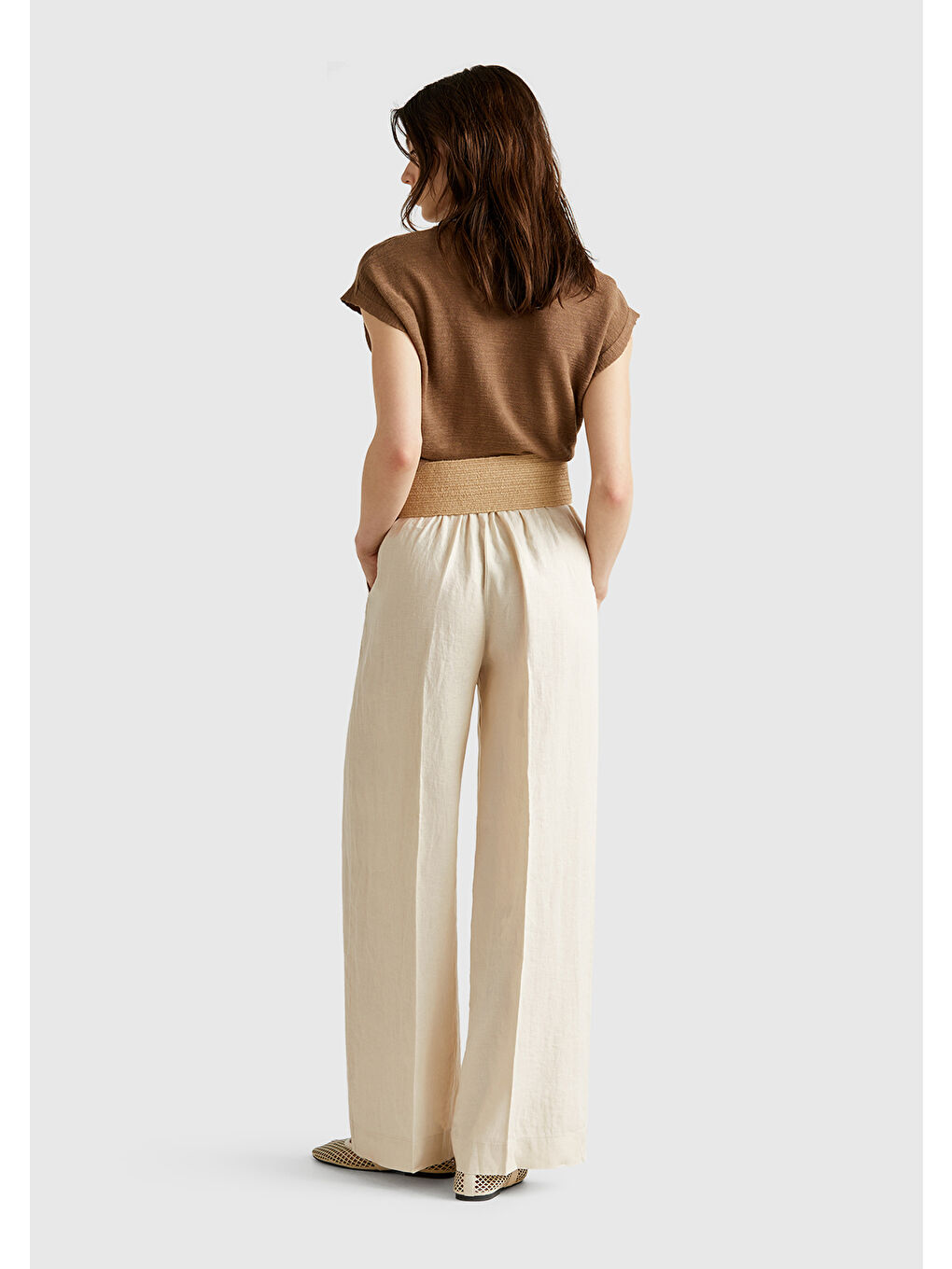 Bej Kadın Taş Rengi %100 Keten Yan Cepli Arka Beli Lastikli Palazzo Pantolon-1