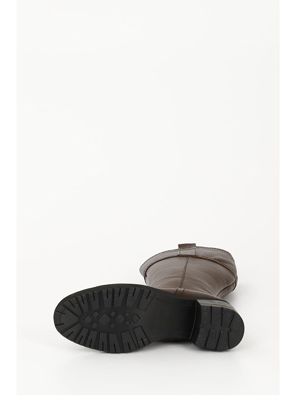 Kahverengi KAHVERENGİ  Hakiki Deri Yuvarlak Burun Kauçuk Taban Topuklu Fermuarlı Kadın Günlük Çizme 63591-6