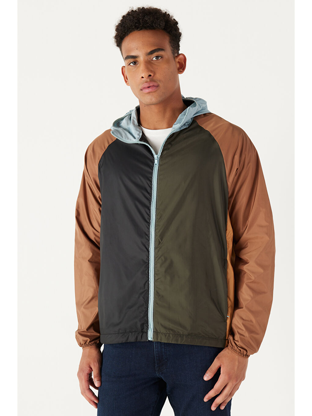 Erkek Haki-Mavi Standart Fit Normal Kesim Kapüşonlu Desenli Mont-2