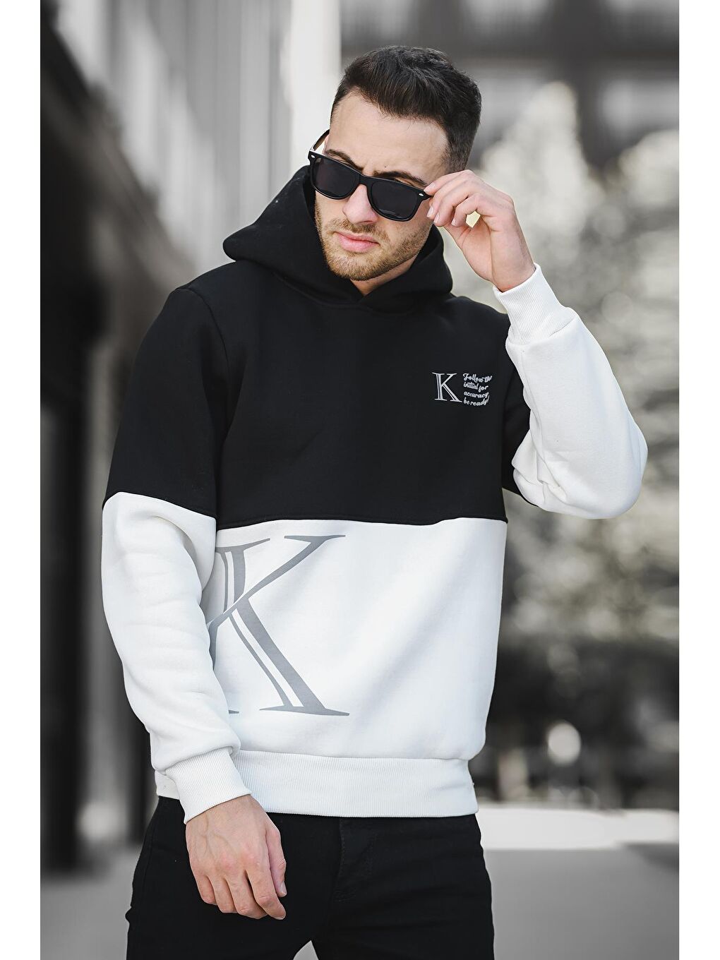 Oksit Siyah Kewin Üç İplik Şardonlu Baskılı Çift Renk Parçalı Kapüşonlu Erkek Sweatshirt