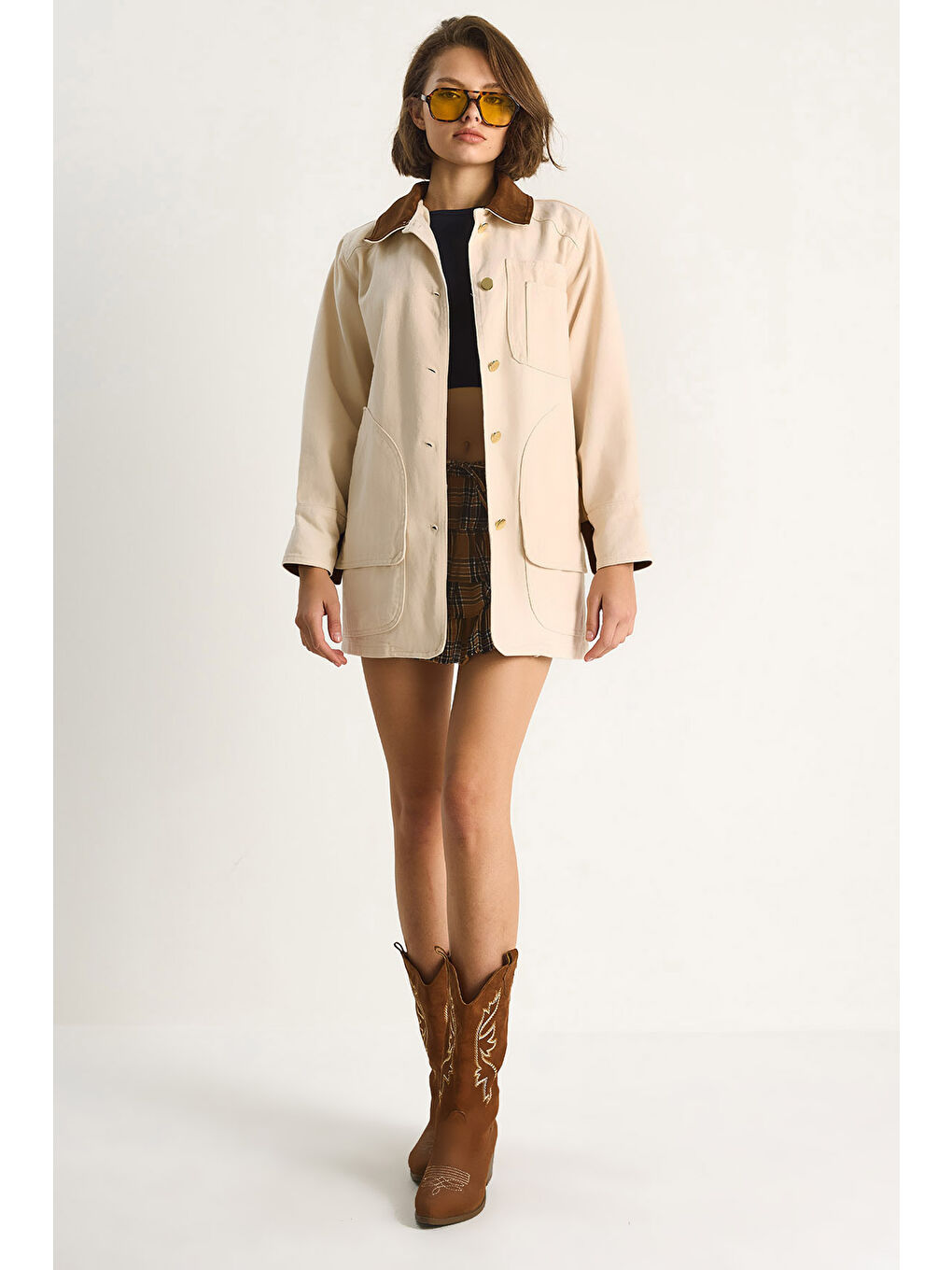 Bej Kadın Süet Kontrast Yaka Cep Detaylı Garnili Gabardin Ceket