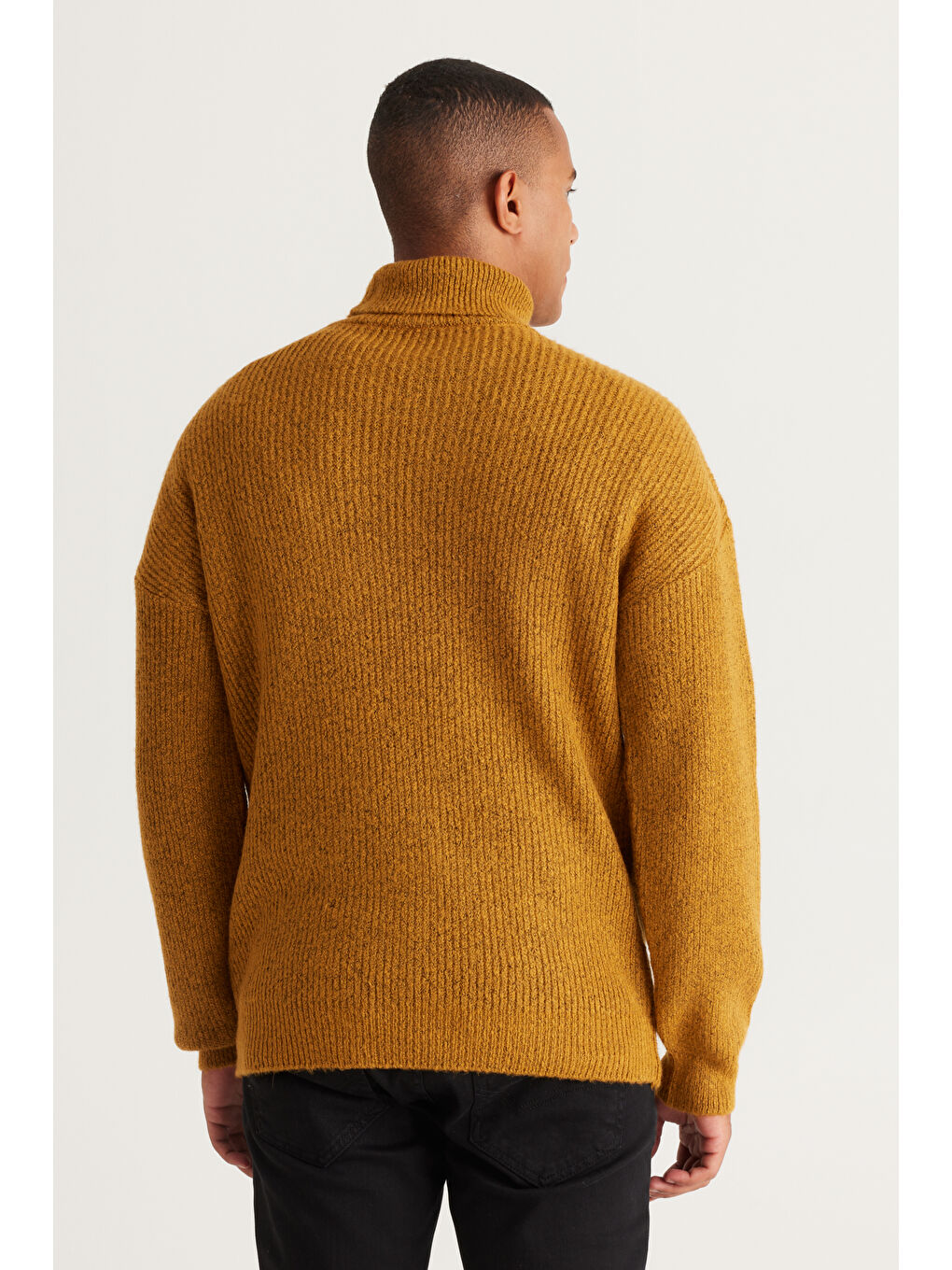 Sarı Erkek Hardal Oversize Bol Kesim Tam Balıkçı Yaka Desenli Triko Kazak-4