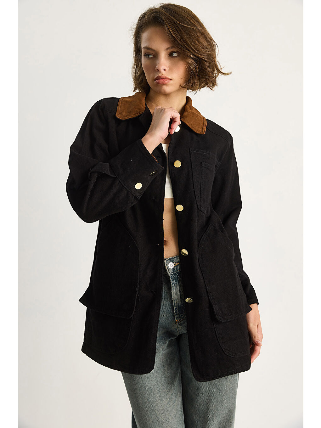 Siyah Kadın Süet Kontrast Yaka Cep Detaylı Garnili Gabardin Ceket-3