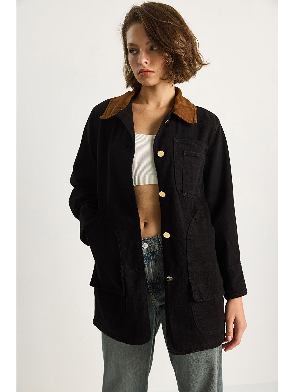 Siyah Kadın Süet Kontrast Yaka Cep Detaylı Garnili Gabardin Ceket-4