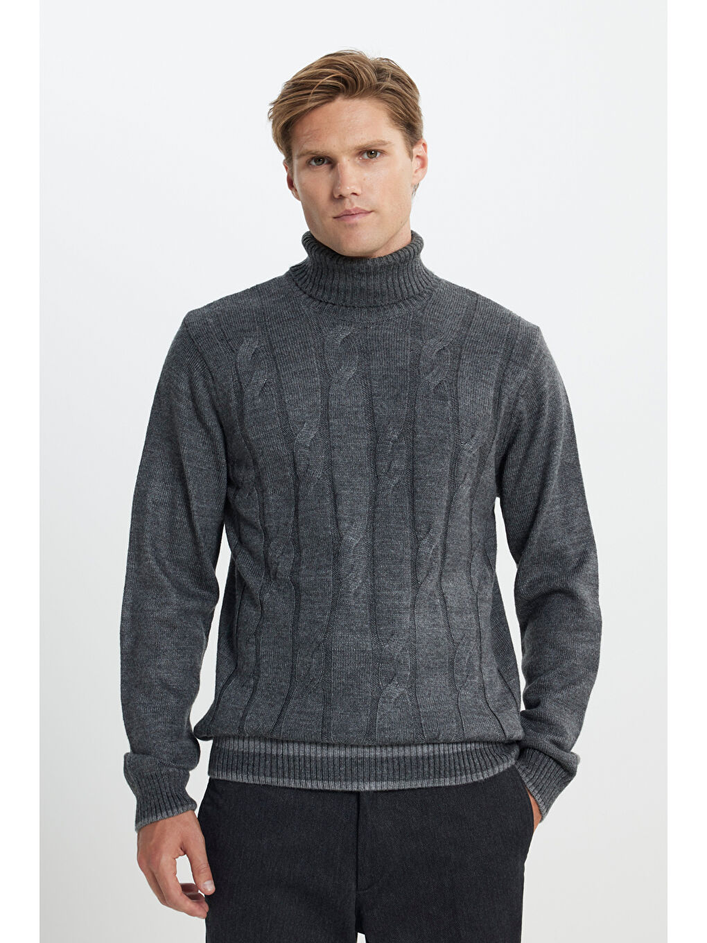 Erkek Antrasit-Melanj Standart Fit Normal Kesim Tam Balıkçı Yaka Jakarlı Triko-3