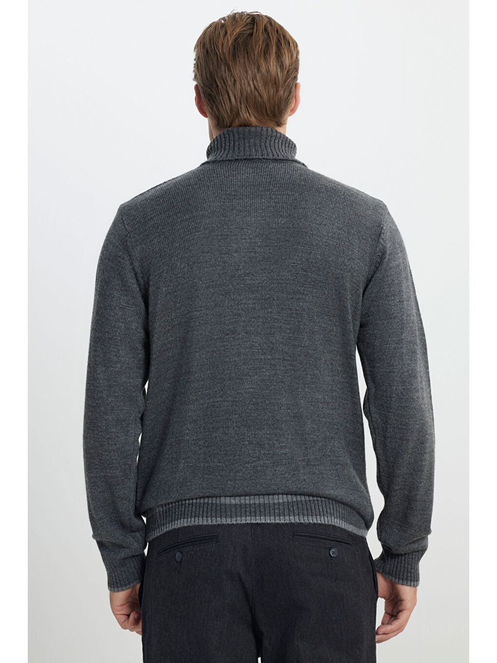 Erkek Antrasit-Melanj Standart Fit Normal Kesim Tam Balıkçı Yaka Jakarlı Triko-5