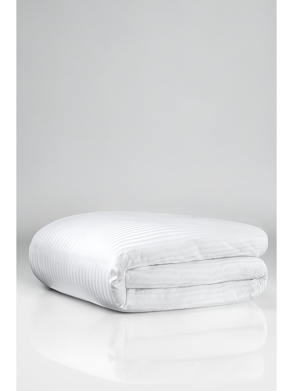 Beyaz Zeus Serisi Pamuk Saten Tek Kişilik Otel Nevresimi-Yorgan Kılıfı