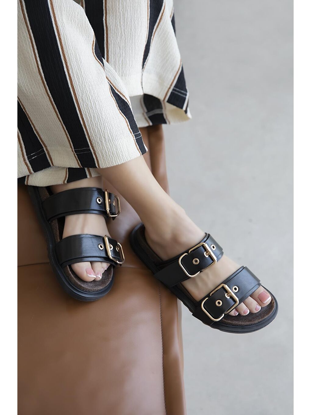 Gita Kadın Toka Detay Günlük Konfor Deri Terlik Siyah-1