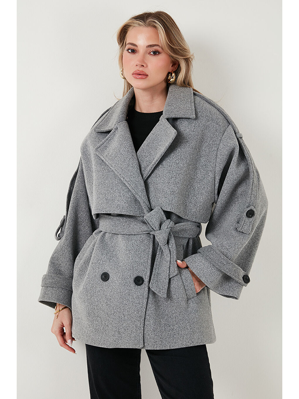 Gri Oversize Fit Kruvaze Yaka Kuşaklı Kaşe Kaban 6839669-2