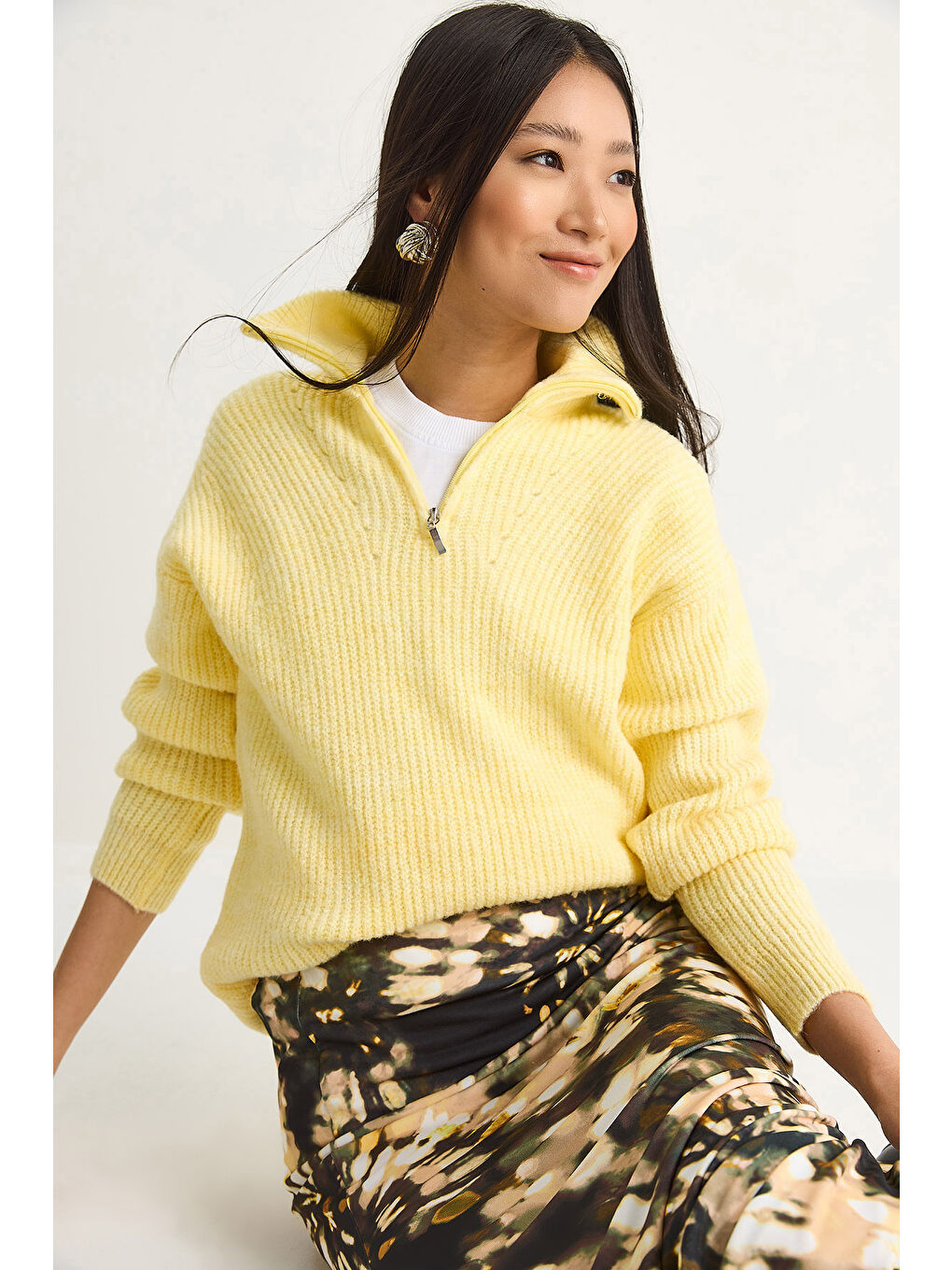 Sarı Kadın Fermuarlı Balıkçı Yaka Oversize Triko Kazak-2