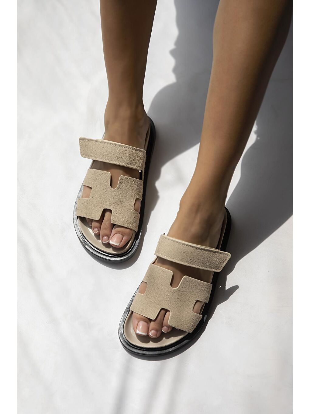 Palmeira  Kadın  Cırt  Bantlı  Süet  Terlik Bej-1