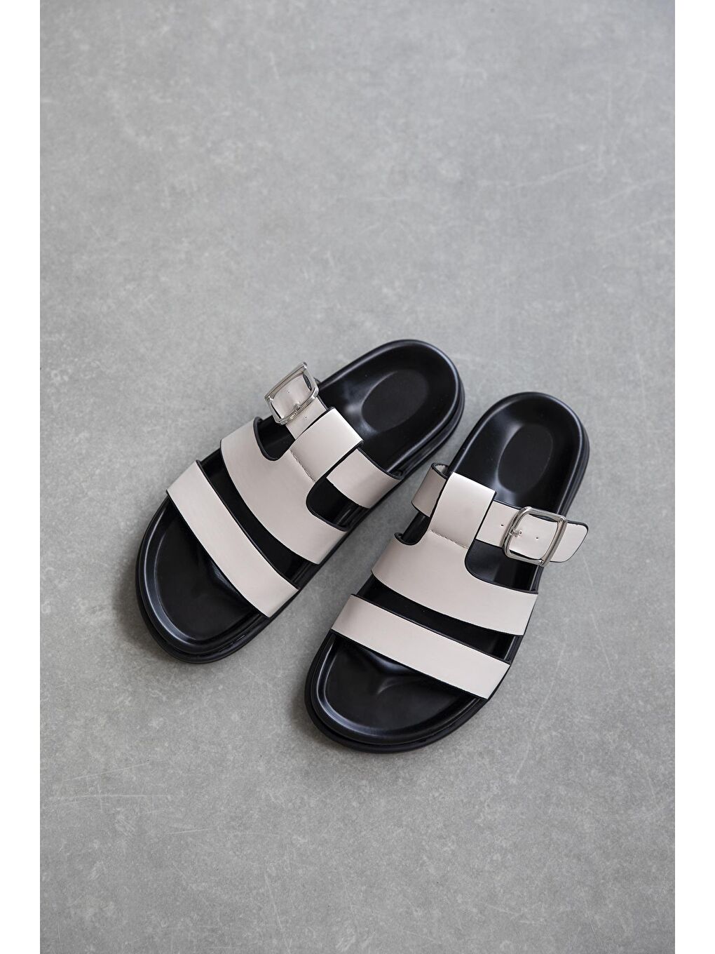 Toff Kadın Toka Detay Günlük Konfor Terlik Bej-1