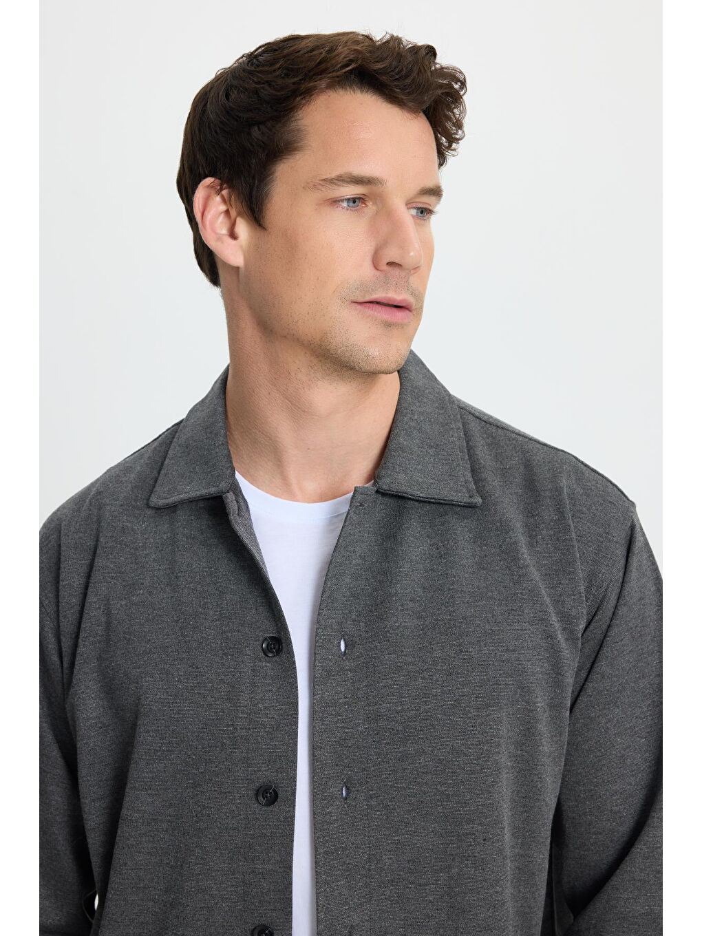 Erkek Relax Fit Rahat Kesim Düğmeli Yandan Cepli Örme Koyu Gri Ceket Gömlek-1
