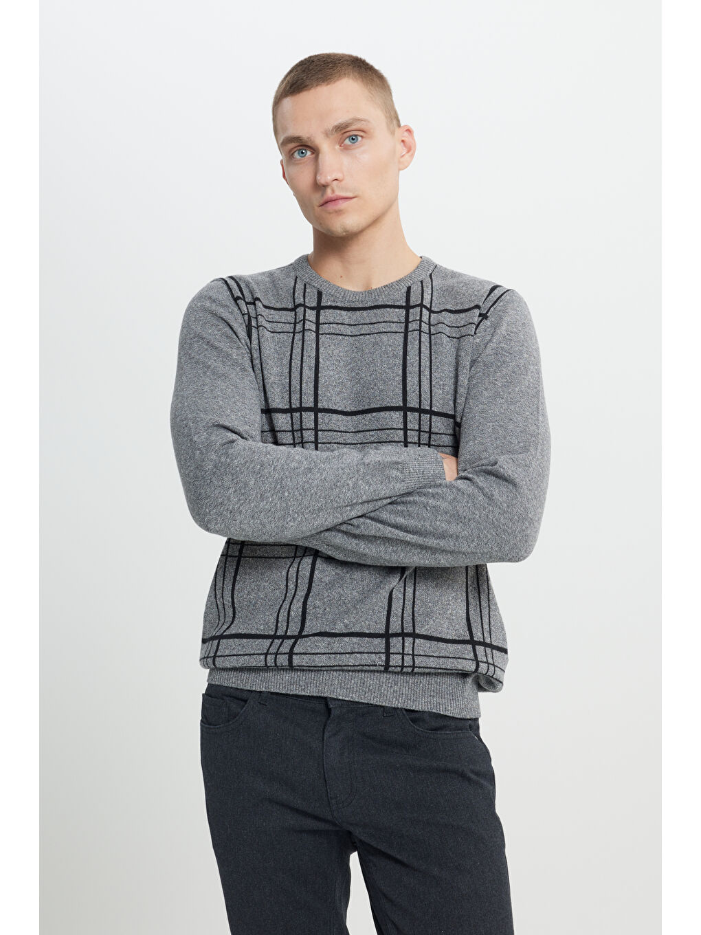 Erkek Gri-Ekru Recycle Standart Fit Normal Kesim Bisiklet Yaka Pamuklu Desenli Triko Kazak-2