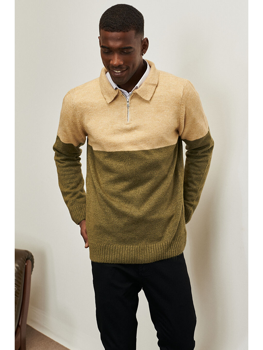 Erkek Bej-Haki Standart Fit Polo Yaka Fermuarlı Yumuşak Dokulu Çizgili Triko-3