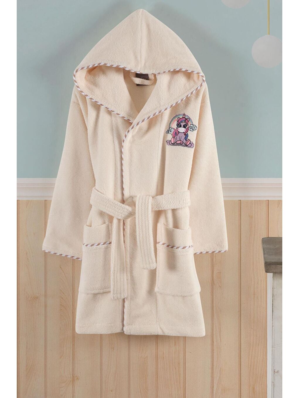 Ekru Bambu Nakışlı Çocuk Bornozu - KREM/5-6YAS