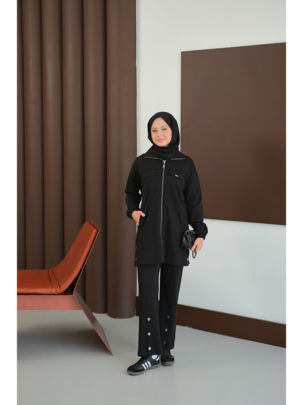 Kadın Yanları Çıtçıt Detay Fermuarlı Takım Siyah-1