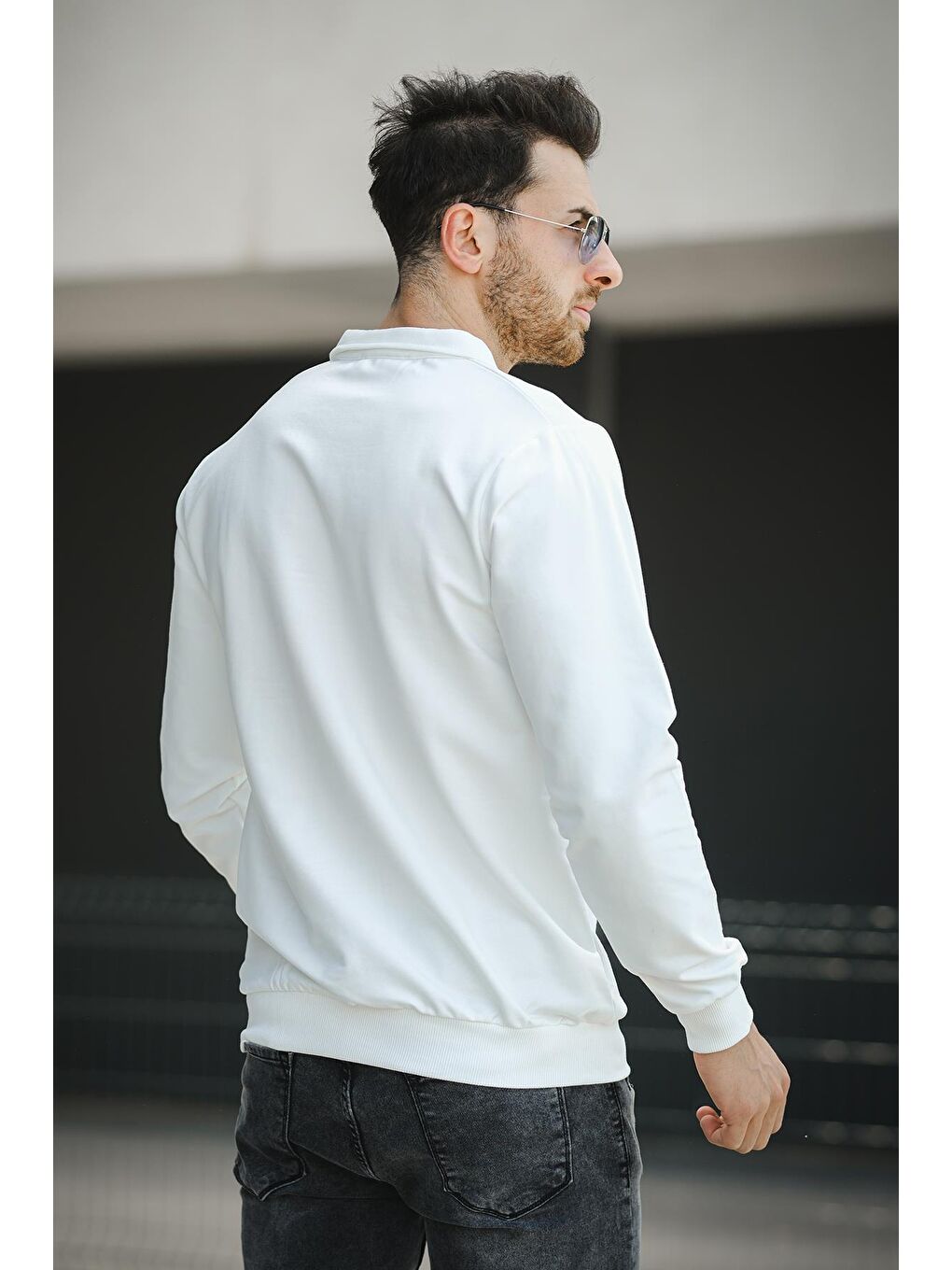Beyaz Hoek Slim Fit Patlı Yakalı Erkek Sweatshirt-2
