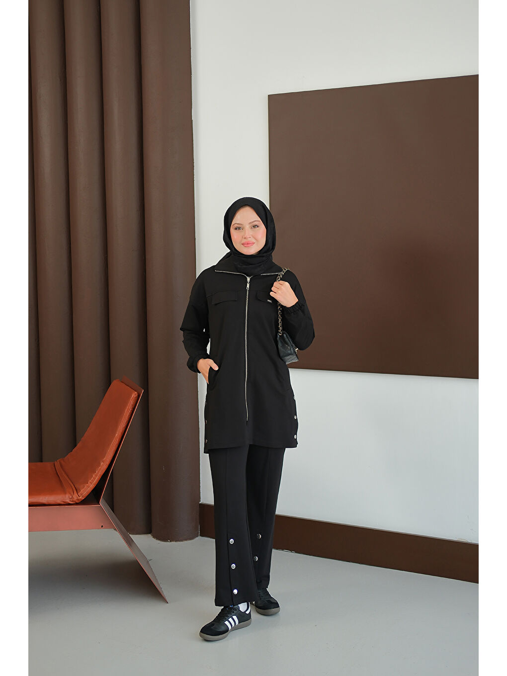 Kadın Yanları Çıtçıt Detay Fermuarlı Takım Siyah-4