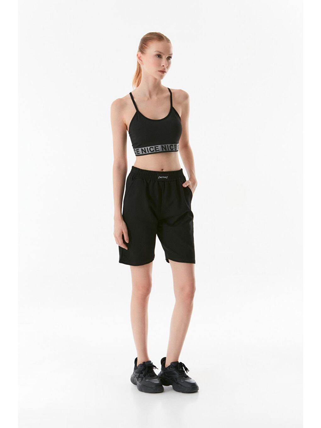 Siyah Beli Lastikli Cepli Şort-3