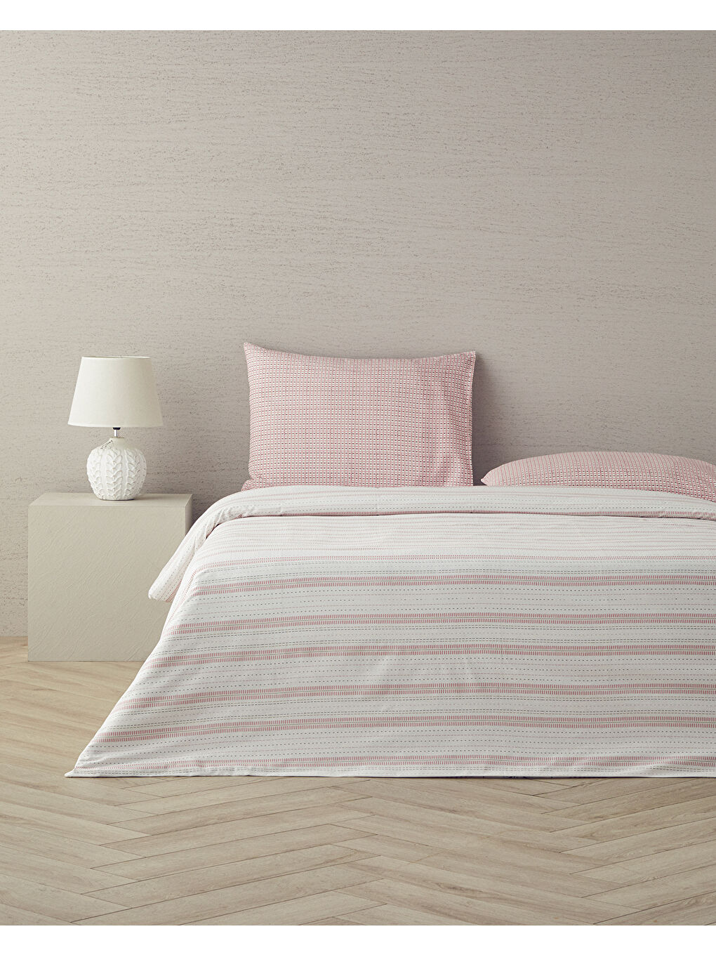 Pembe Floral Grid Pamuklu Ranforce King Size Nevresim Seti 240x220 cm Gül Kurusu-1