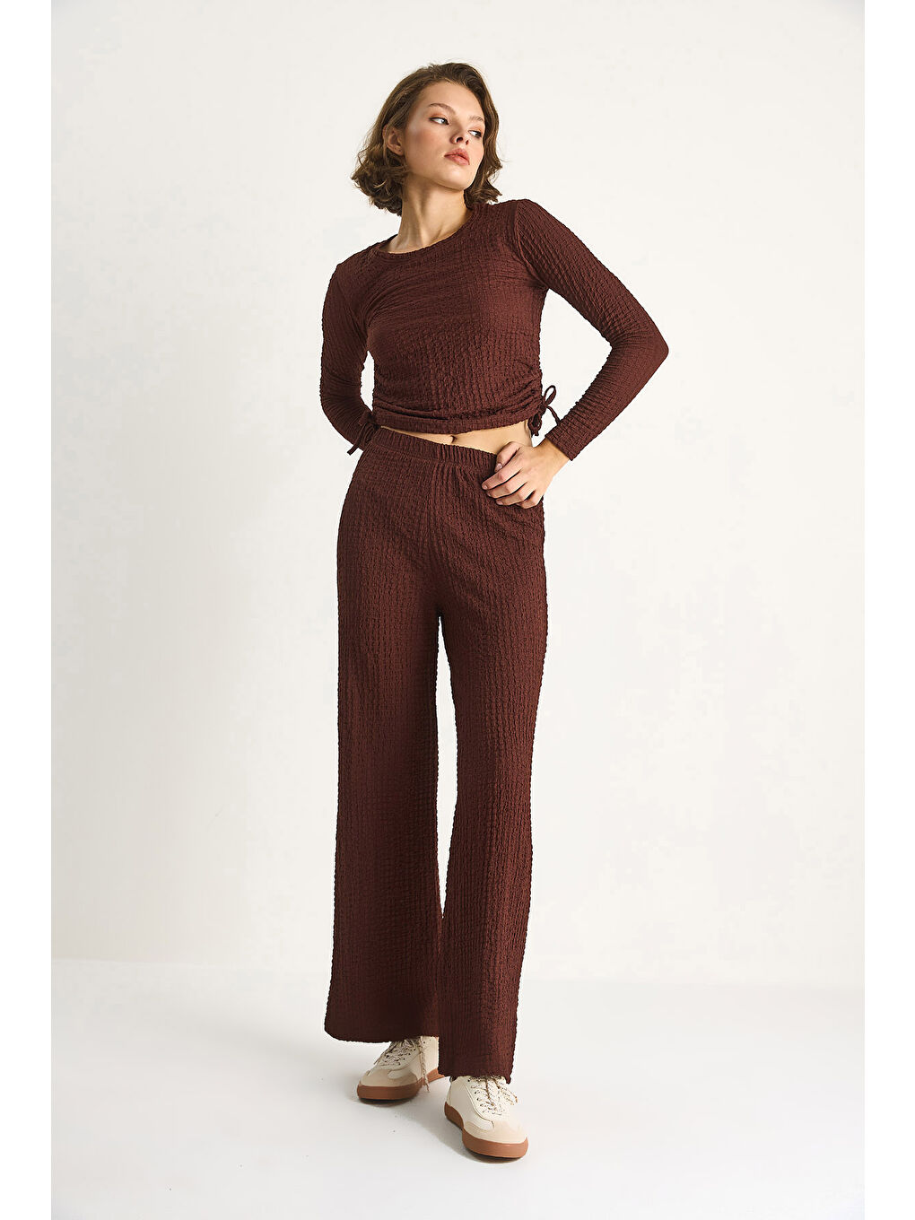 Kahverengi Kadın Yanları Bağlamalı Crop Beli Lastikli Yüksek Bel Pantolonlu Bürümcük Alt-Üst Takım-4