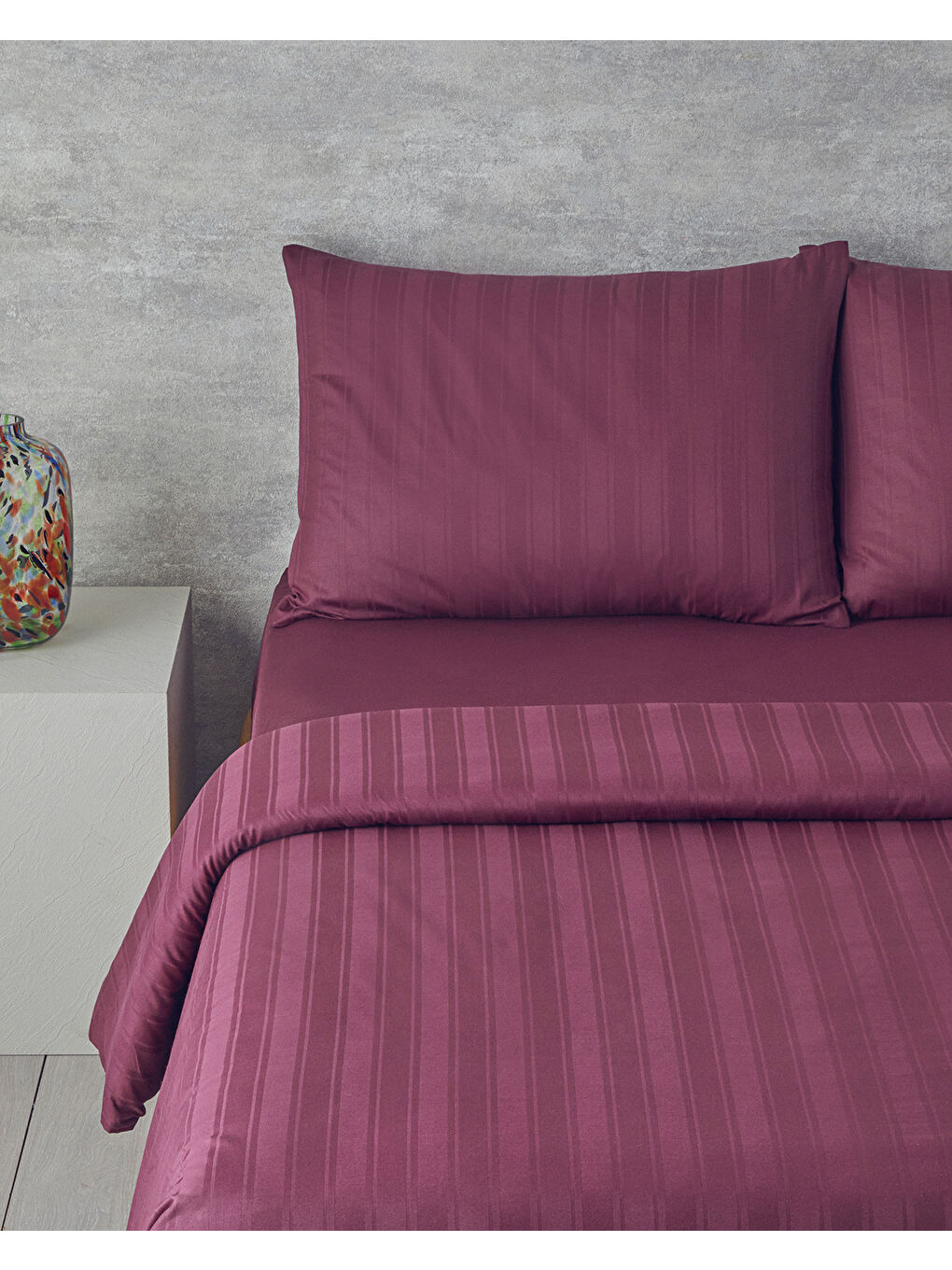 Lior Çizgili Pamuk Saten King Size Nevresim Takımı Koyu Mürdüm-1