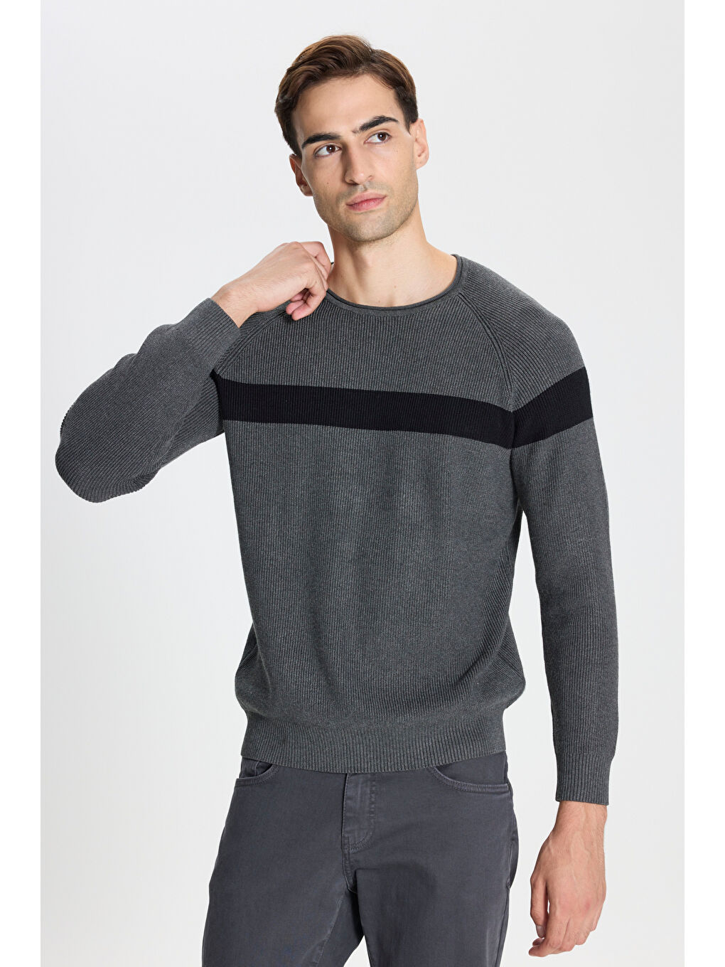 Erkek Antrasit-Siyah Standart Fit Normal Kesim Bisiklet Yaka Desenli Triko Kazak-2