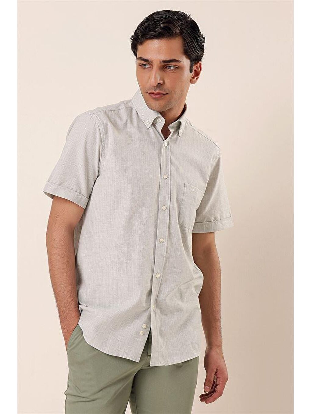 Koyu Haki Kısa Kollu Pamuklu Klasik Comfort Fit Rahat Kesim Gömlek 1004230158-1