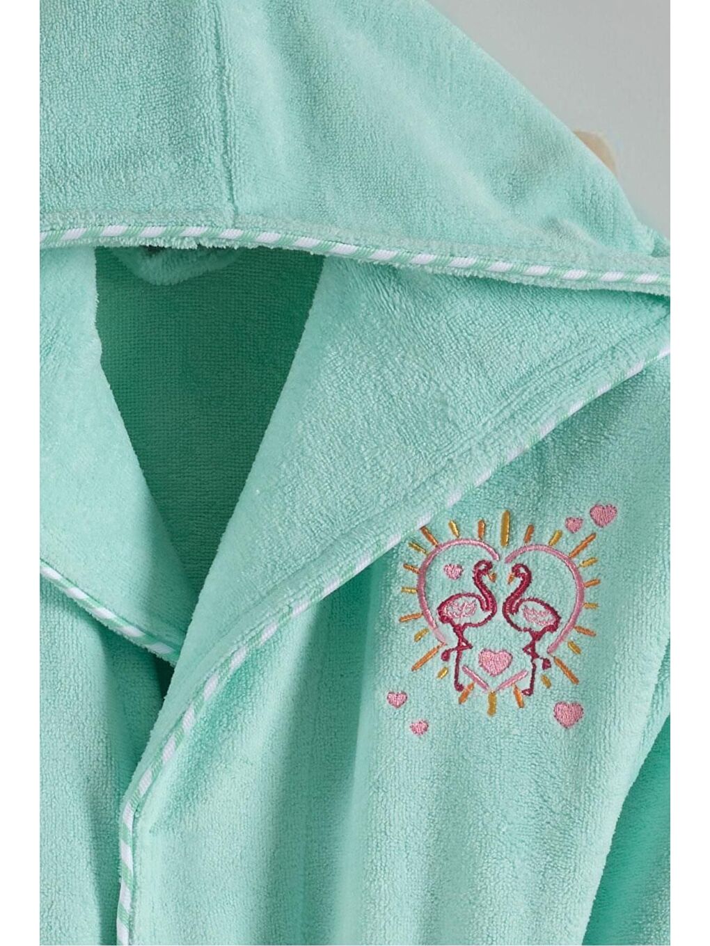 Yeşil Bambu Nakışlı Garson Boy Bornoz - Flamingo-1