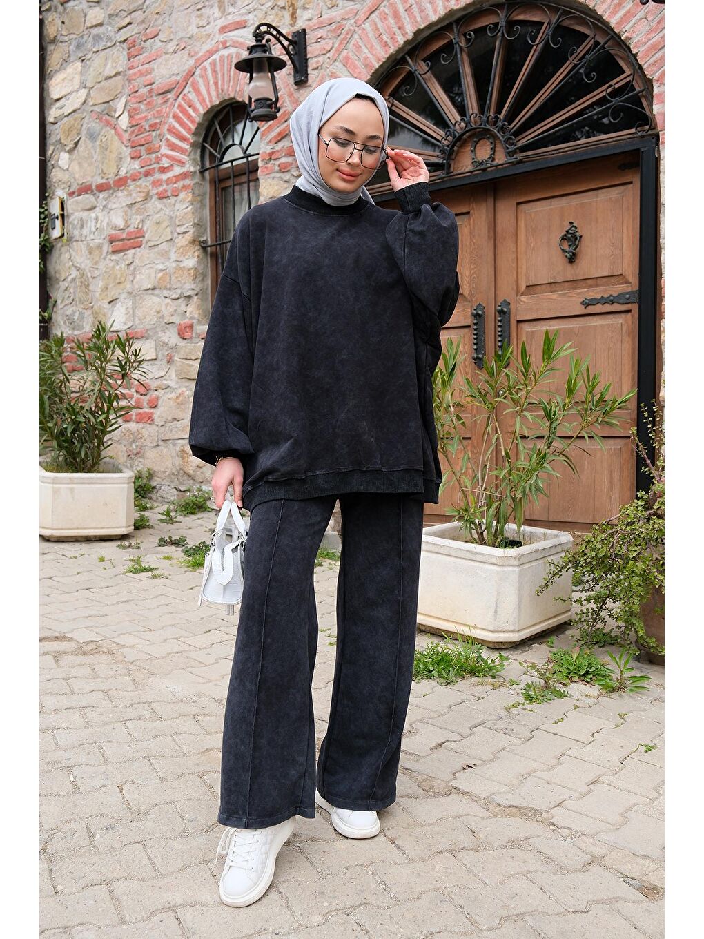 Gri Desenli ikili  Takım Füme