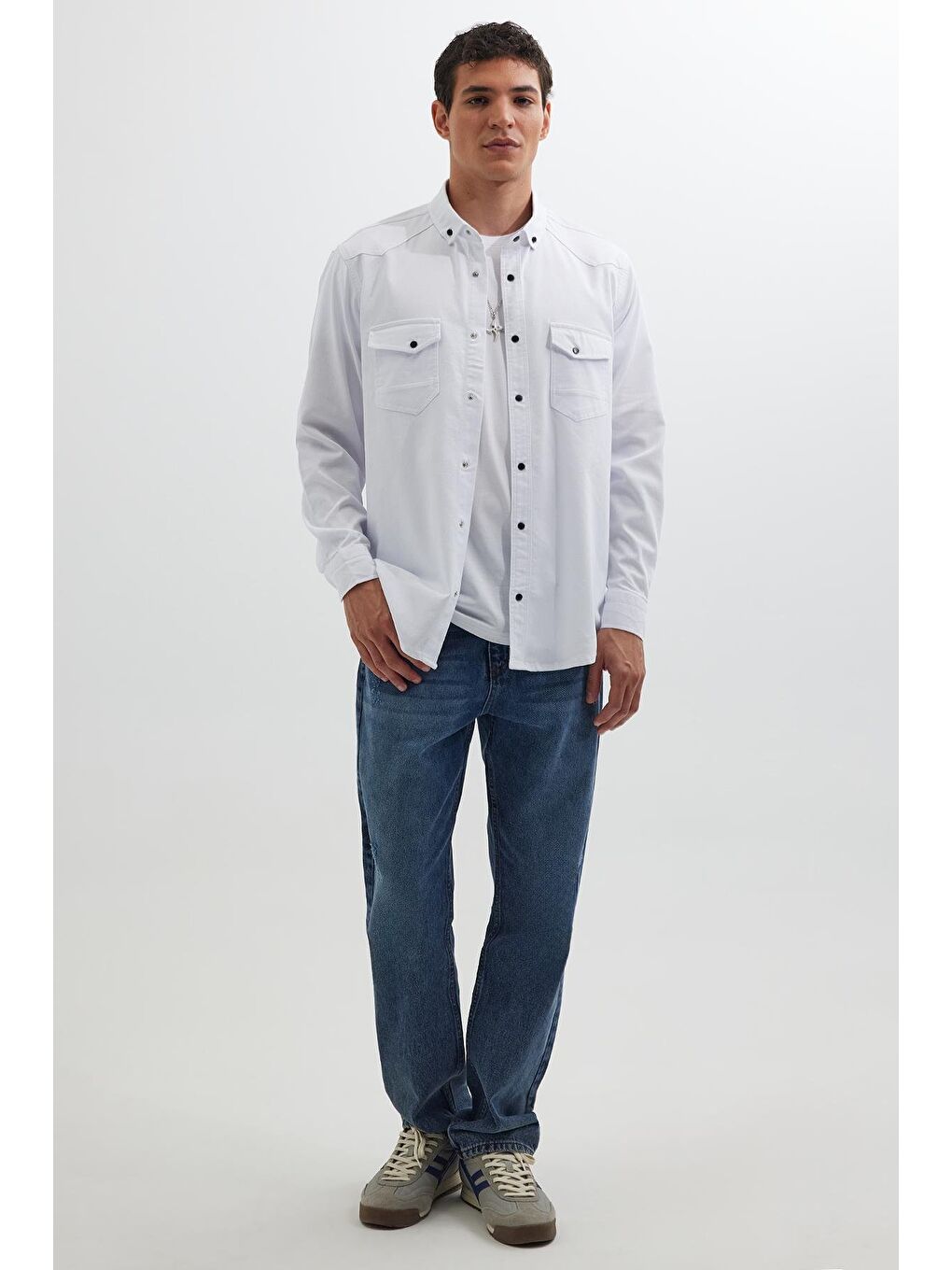 Erkek Regular Fit Rahat Kesim Çift Cepli Spor Yaka Denim Kırık Beyaz Gömlek-3