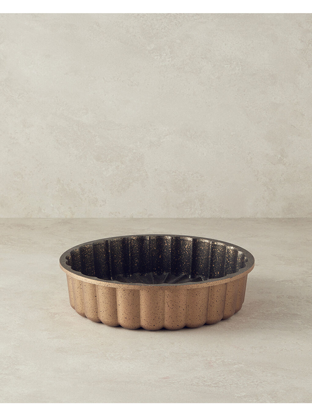 Sarı Patisserie Lena Döküm Kek Kalıbı 25 cm Gold