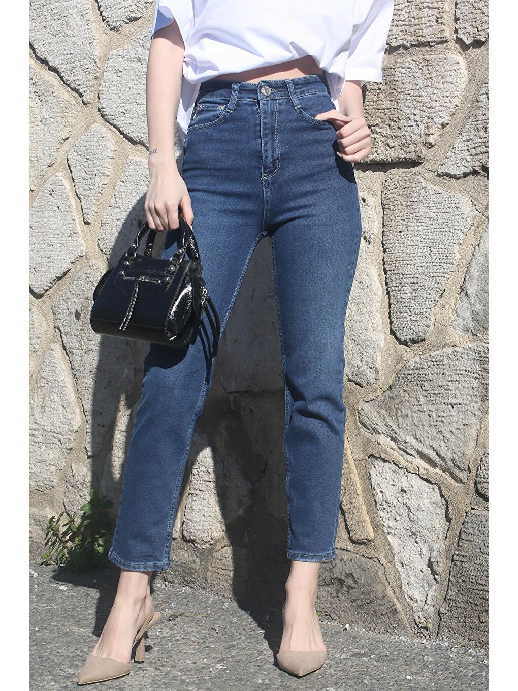 Madmext Koyu Mavi Slim Fit Kadın Mom Jean