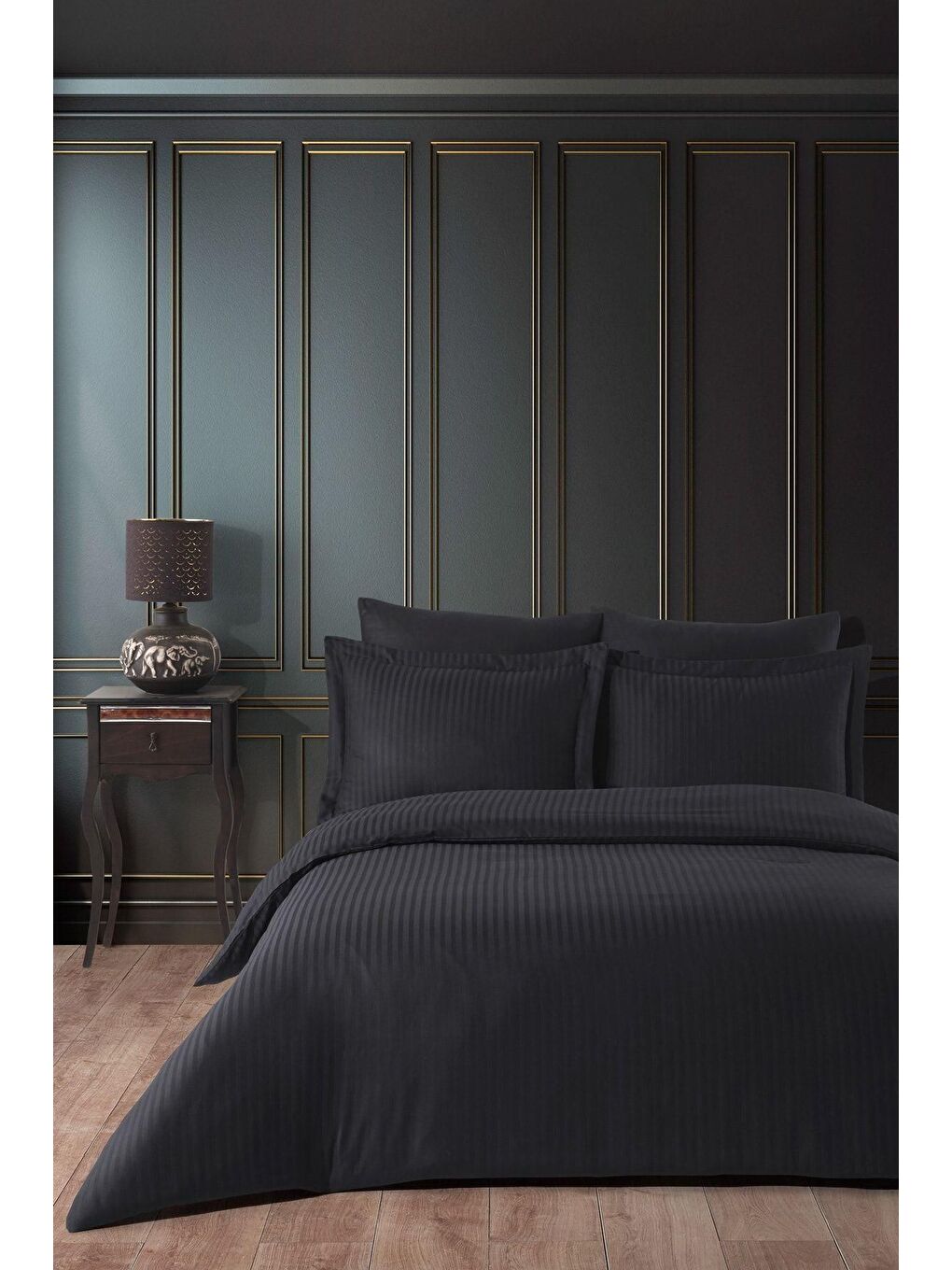 Siyah Lastikli Saten Çizgili Çift Kişilik Nevresim Takım v2