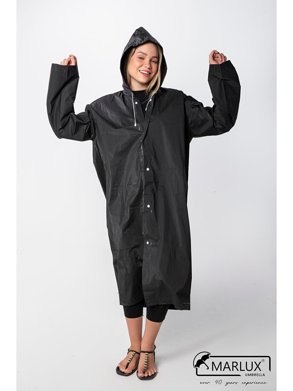 Kadın Erkek Yağmurluk Kapüşonlu Çıtçıtlı Eva Siyah Yağmurluk M21MRC881R03-2