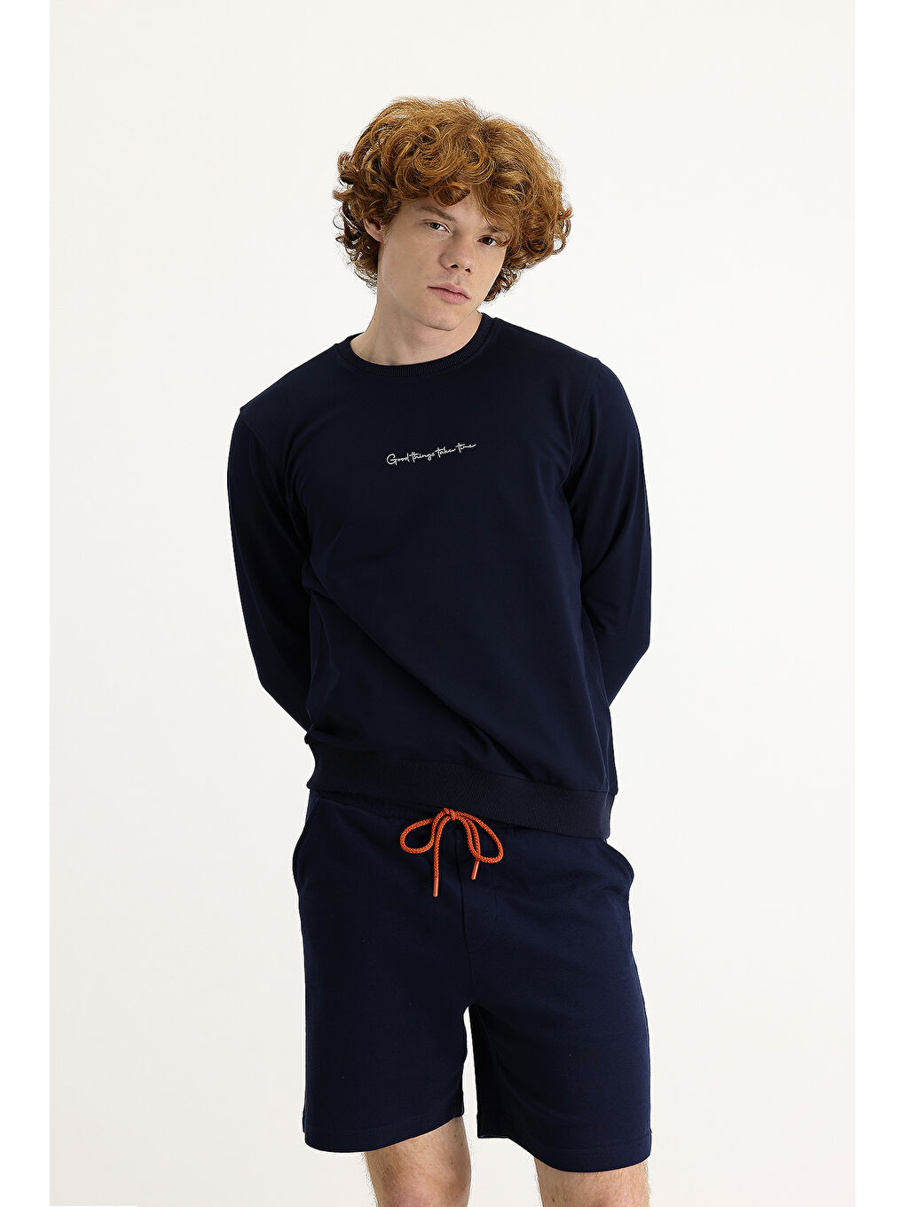 Lacivert Bisiklet Yaka Nakışlı Pamuklu Sweatshirt-2